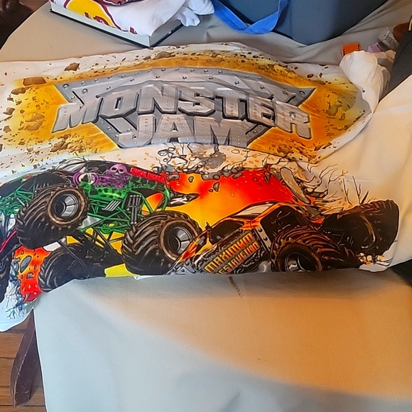 MonsterJam Bedding Monster Jam Bedding With Gravedigger And Maximum